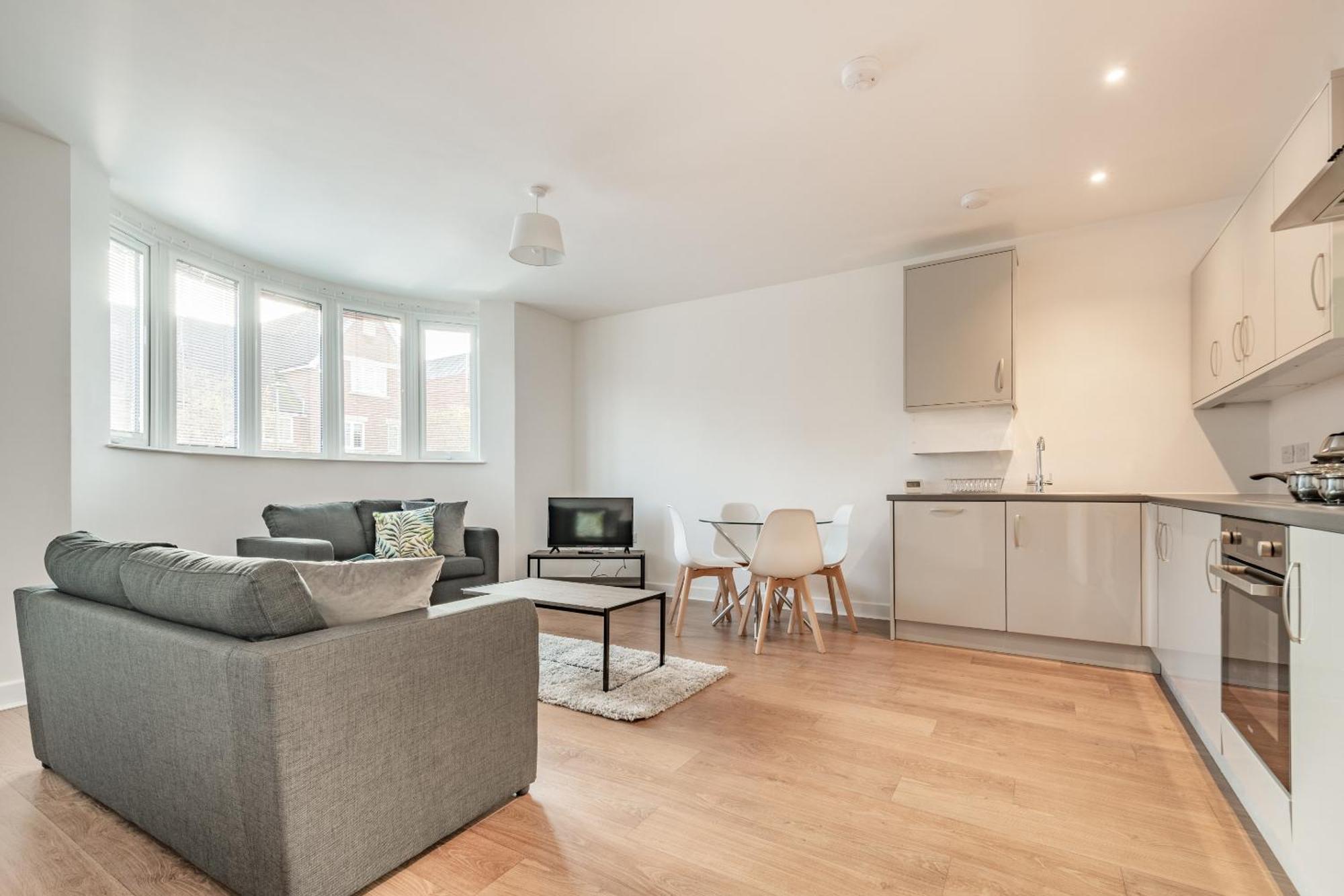 Modern, City Living Apartments- Private Parking Oxford Exterior photo
