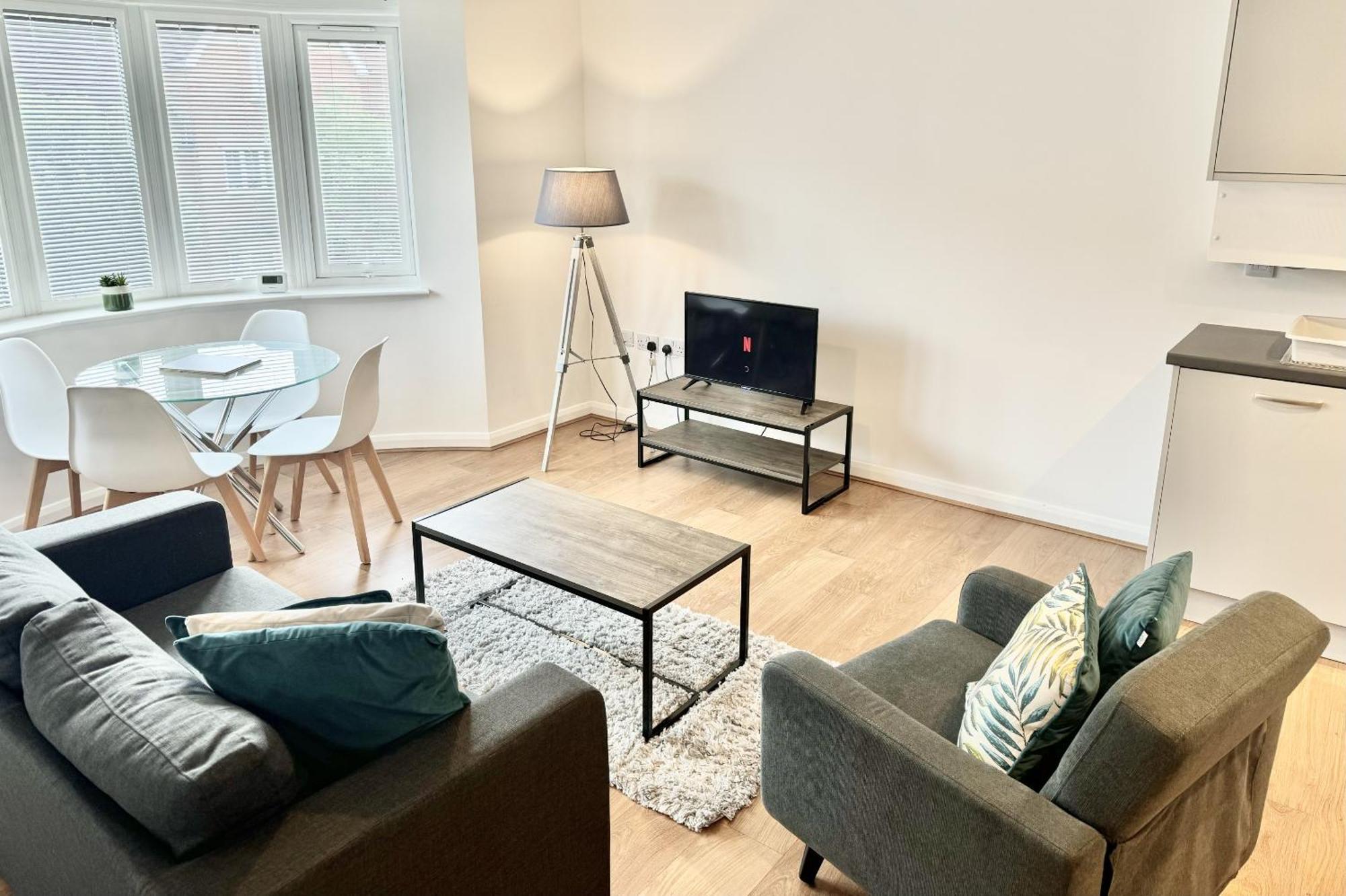 Modern, City Living Apartments- Private Parking Oxford Room photo